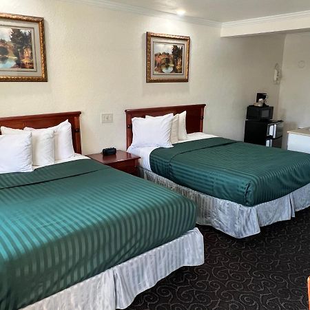 Americas Best Value Inn הנפורד מראה חיצוני תמונה