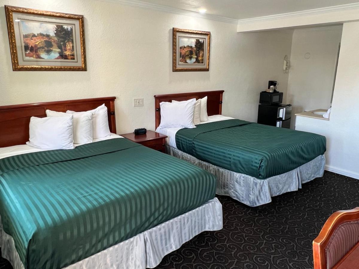 Americas Best Value Inn הנפורד מראה חיצוני תמונה