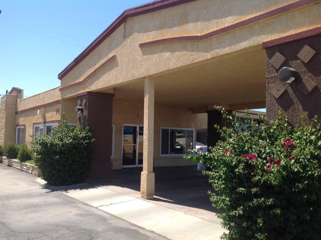 Americas Best Value Inn הנפורד מראה חיצוני תמונה
