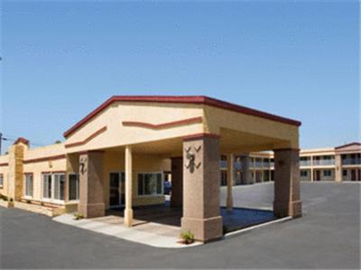 Americas Best Value Inn הנפורד מראה חיצוני תמונה